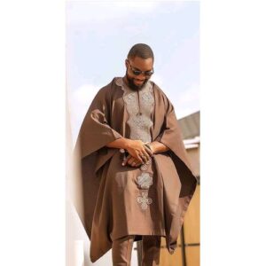 desubclassic men agbada brown